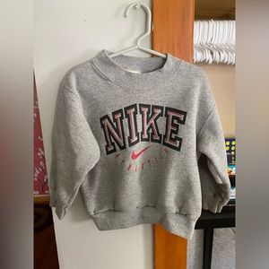 Kids nike crewneck sweater